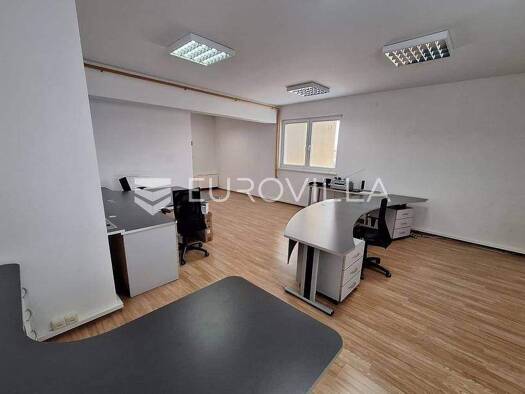 Büro zum Kauf 695.000 € Ilovac Karlovac