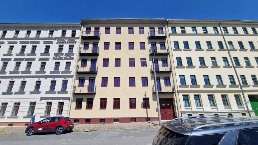 Neuwertig & modern! 2024 kernsaniertes MFH in Leipzig