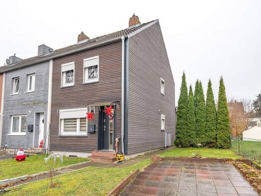 Reihenendhaus zur Miete 920 € 4 Zimmer 86,4 m² 340 m² Grundstück frei ab 01.02.2026 Stade 21682