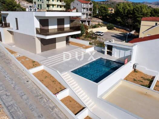 Einfamilienhaus zum Kauf - Erstbezug 1.600.000 € 6 Zimmer 191 m² 488 m² Grundstück Šibenik 22000