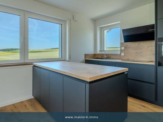 Wohnung zum Kauf 260.000 € 3 Zimmer 97 m² 3 Geschosse frei ab sofort Maibach Poppenhausen 97490