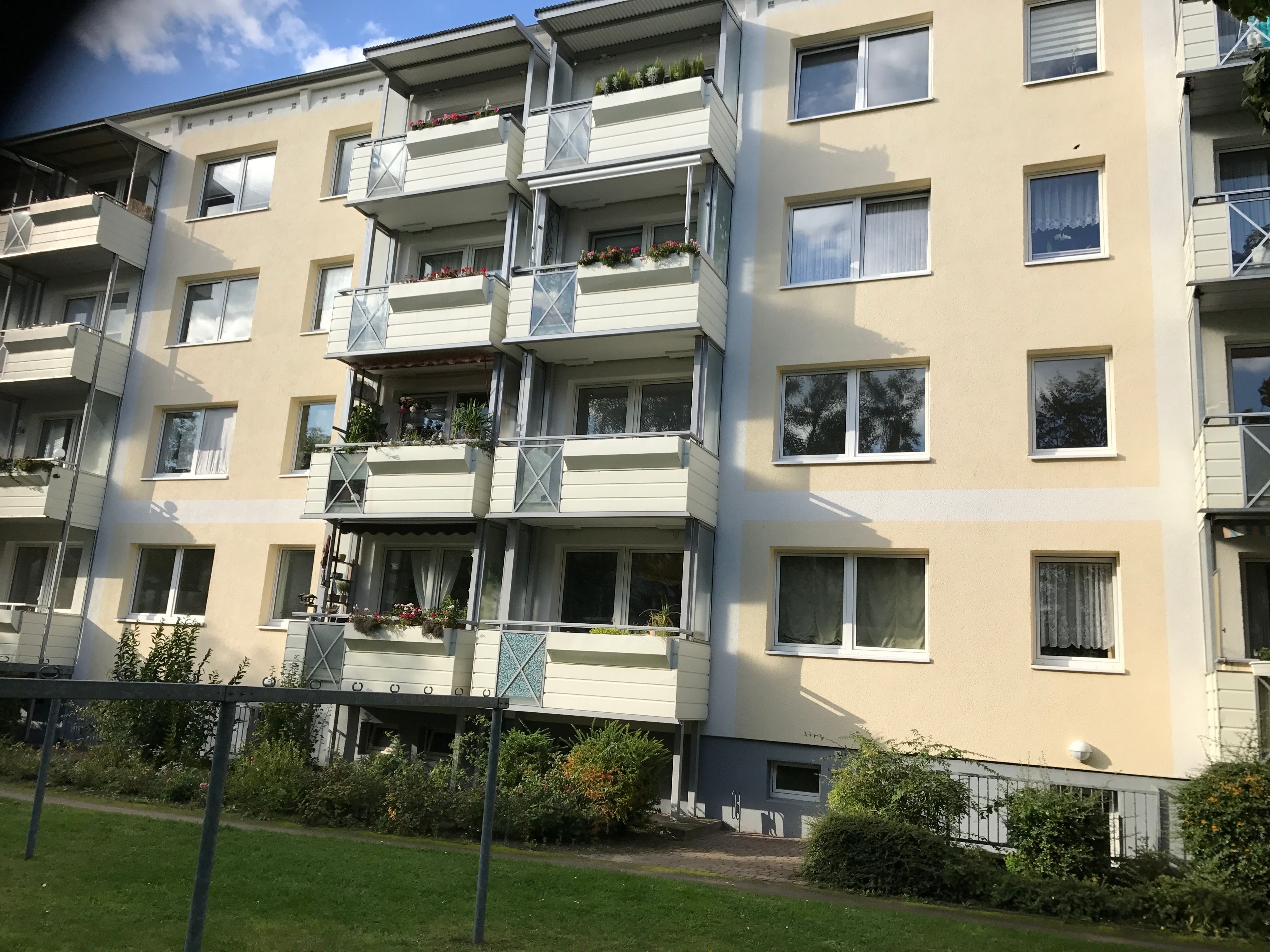 Wohnung zur Miete 441 € 2 Zimmer 46,5 m²<br/>Wohnfläche 1.<br/>Geschoss ab sofort<br/>Verfügbarkeit Feldstraße Südliche Mühlenvorstadt / Obstbausiedlung Greifswald 17489