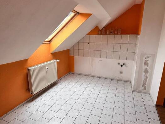Wohnung zur Miete 3 Zimmer 79,5 m² Geschoss 3/3 frei ab sofort Johannisplatz 1 Glauchau Glauchau 08371