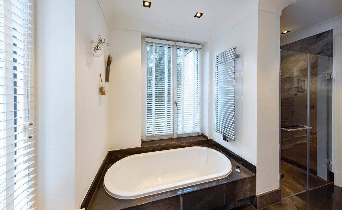 Property thumbnail 25