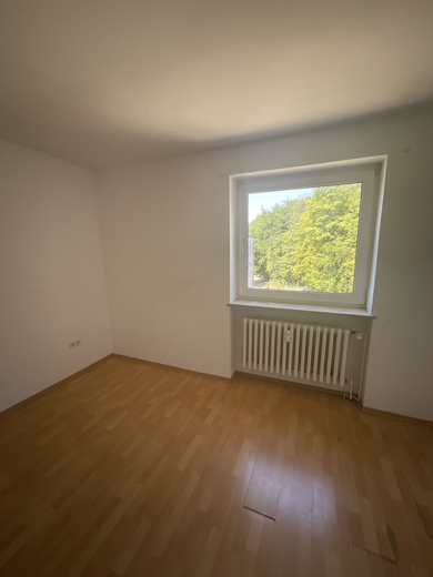 Wohnung zur Miete 489 € 3 Zimmer 64 m² 3. Geschoss frei ab 08.08.2025 Stormstraße 31 Geisweid - Ruhrst / Hoher Rain Siegen 57078