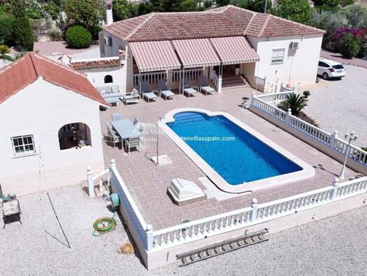 Haus zum Kauf 450.000 € 150 m² 3.000 m² Grundstück Alicante 03195