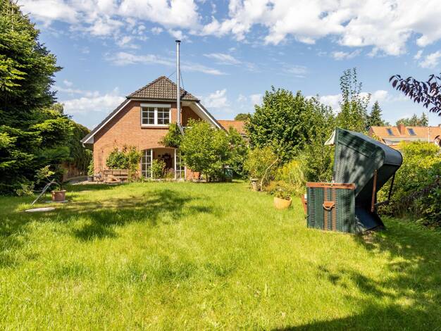 Haus zum Kauf 640.000 € 4 Zimmer 143 m² 724 m² Grundstück Bad Schwartau 23611