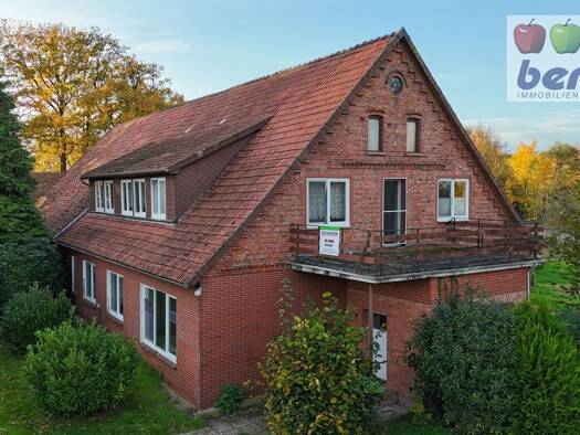 Haus zum Kauf 195.000 € 9 Zimmer 318 m² 9.359 m² Grundstück Schwaförden 27252