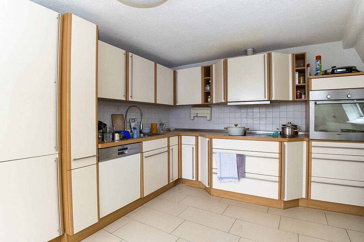 Immobilie in Mengen - Großzügige Wohnung über zwei Etagen    viel Platz und Privatsphäre für die ganze Familie - Bild 2