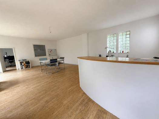 Bürofläche zur Miete provisionsfrei 770 € 2 Zimmer 89 m² Bürofläche Holtenauer Straße 92 Brunswik Brunswik 24105