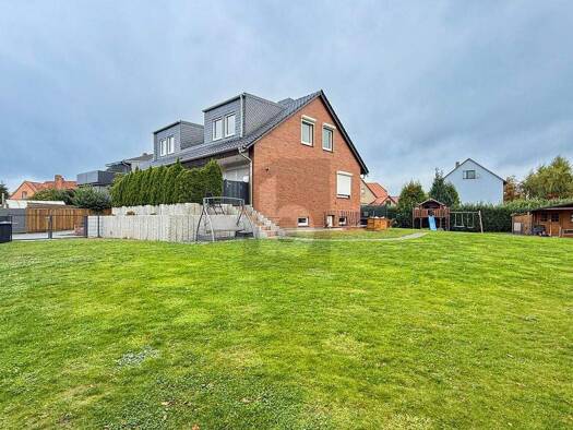 Mehrfamilienhaus zum Kauf 649.000 € 7 Zimmer 220 m² 1.277 m² Grundstück Osterwald O. E. Garbsen 30826