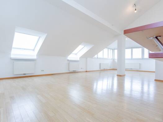 Wohnung zur Miete 1.250 € 2 Zimmer 91 m² frei ab 01.09.2026 Währing 1180