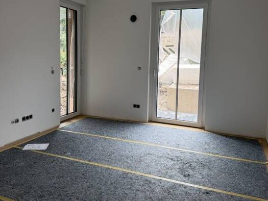 Terrassenwohnung zur Miete 550 € 1,5 Zimmer 33,3 m² frei ab 01.11.2026 Leubnitz-Neuostra Ortsamtsbereich Prohlis 01219