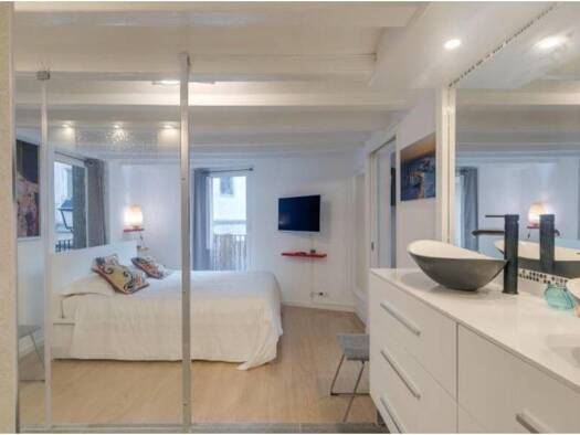 Wohnung zum Kauf 320.000 € 2 Zimmer 75 m² Barcelona 08002