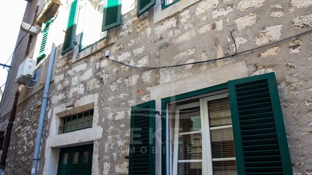 Reihenmittelhaus zum Kauf 240.000 € 4 Zimmer 120 m² Sibenik 22000