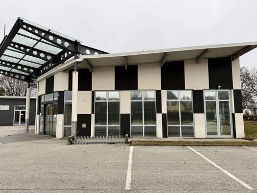 Laden zur Miete 8.000 € St. Martin Klagenfurt 9020