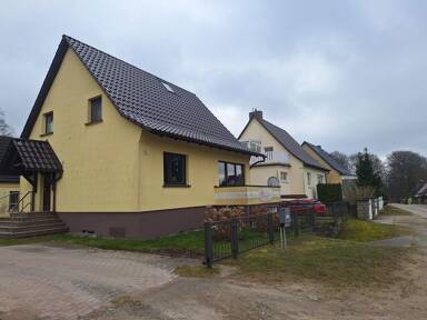 Einfamilienhaus zur Miete 1.600 € 5 Zimmer 190 m² 600 m² Grundstück frei ab 01.08.2025 Siedlung Holzhof 29 Putbus Putbus 18581