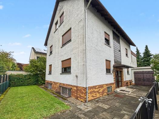 Mehrfamilienhaus zum Kauf als Kapitalanlage geeignet 699.000 € 8 Zimmer 270 m² 691 m² Grundstück Bürgel Offenbach am Main 63075