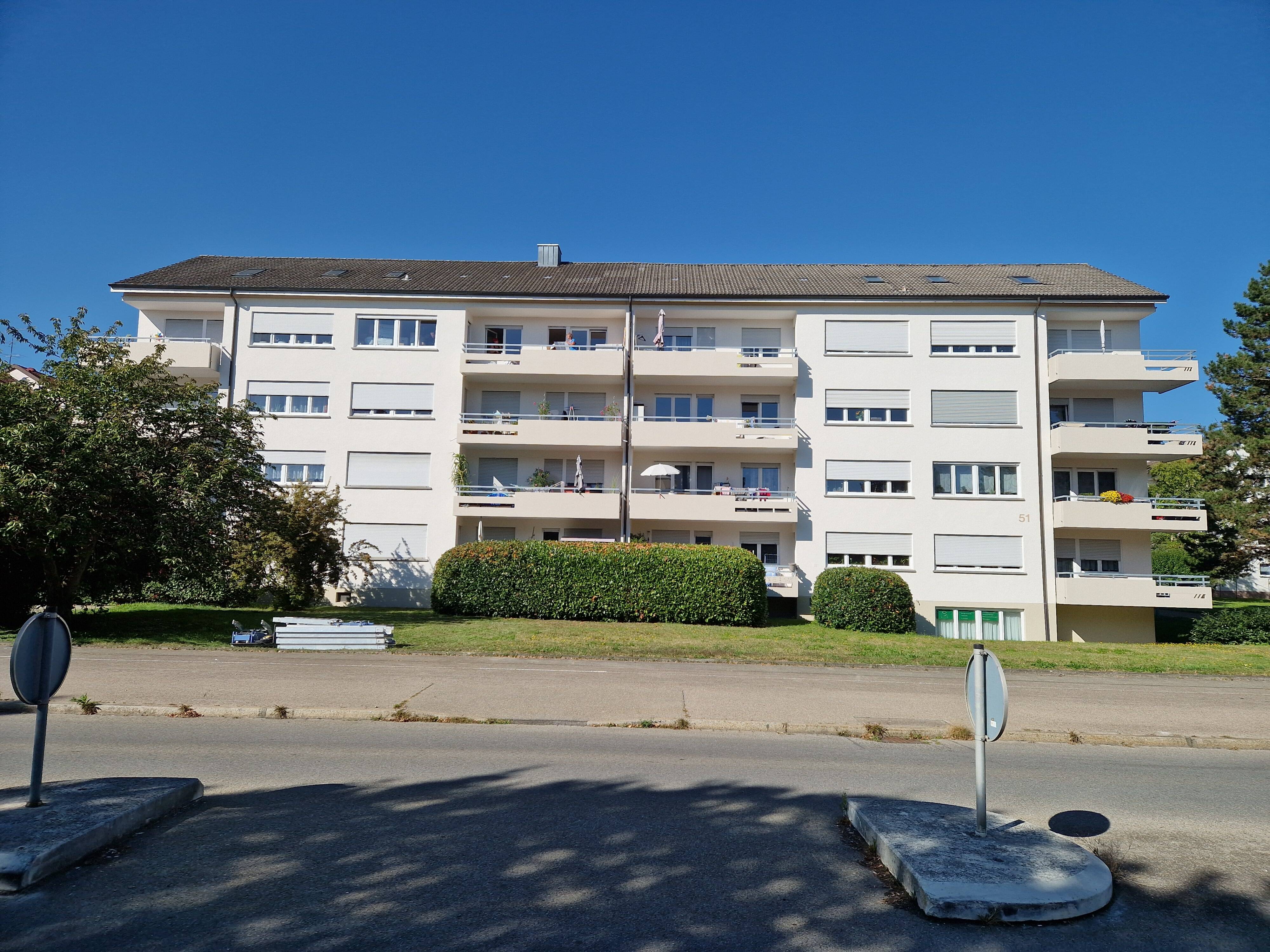 Wohnung zur Miete 520 € 1 Zimmer 31,8 m²<br/>Wohnfläche 5.<br/>Geschoss ab sofort<br/>Verfügbarkeit Bruderhofstraße 51 Singen Singen (Hohentwiel) 78224