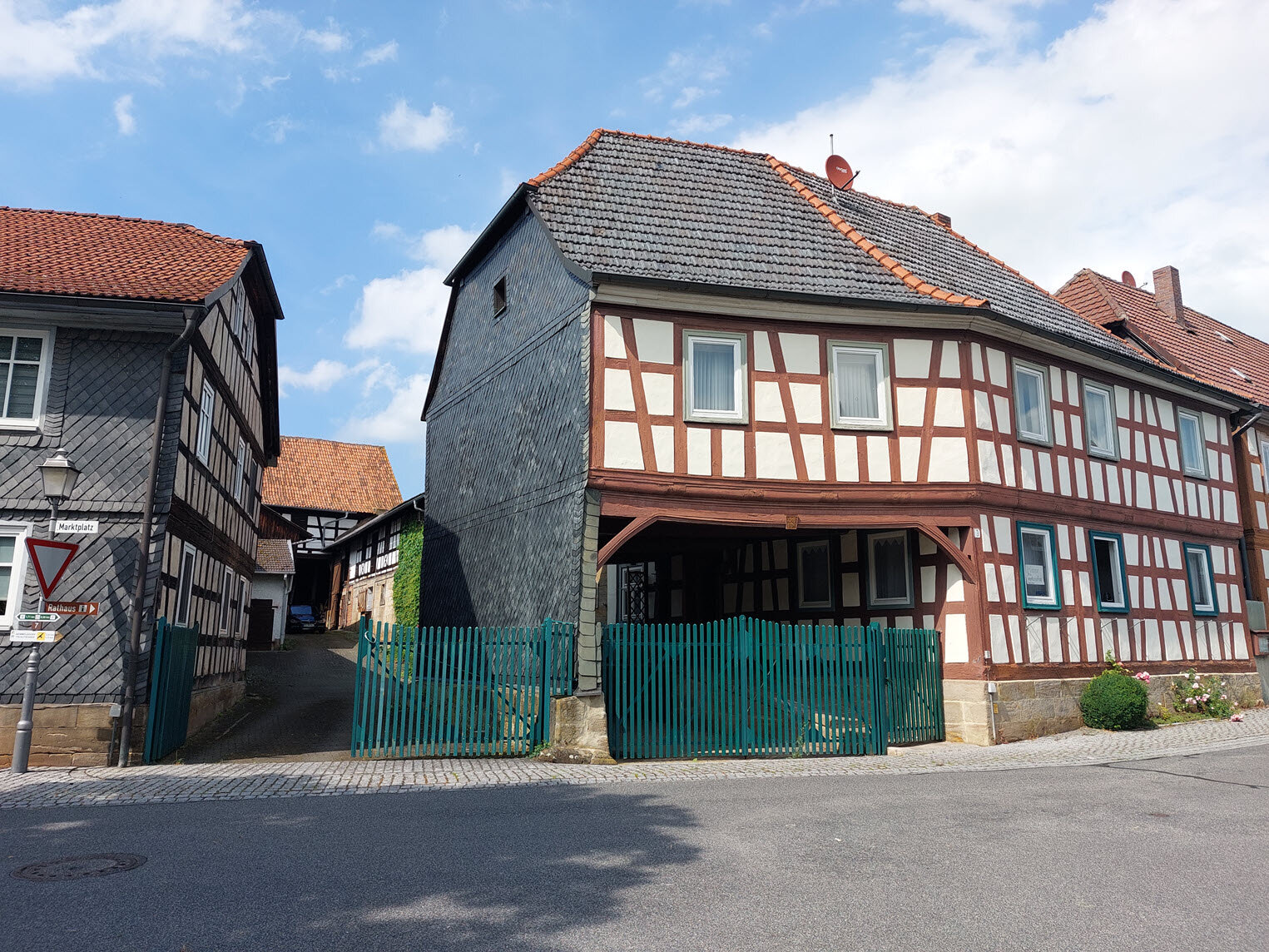 Bauernhaus zum Kauf 220.000 € 8 Zimmer 200 m²<br/>Wohnfläche 1.100 m²<br/>Grundstück ab sofort<br/>Verfügbarkeit Untermerzbach Untermerzbach 96190