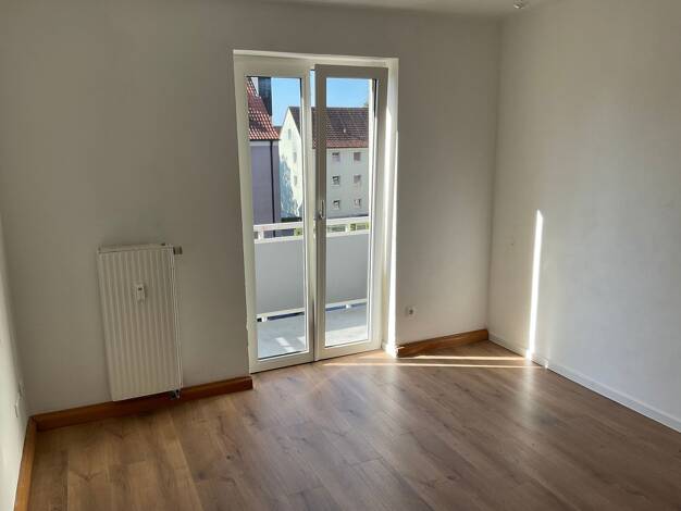Wohnung zur Miete 395 € 2 Zimmer 50,6 m² 2. Geschoss frei ab sofort Peter-Lippert-Straße 6 Amberg Amberg 92224