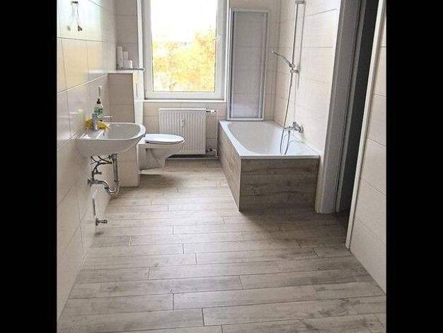 Wohnung zur Miete 750 € 4 Zimmer 110 m² 1. Geschoss Lindhorster Weg 13 a Wolmirstedt 39326