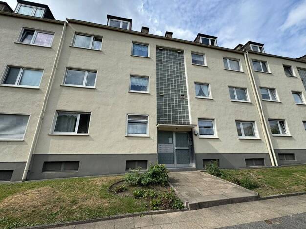 Wohnung zur Miete 556 € 2,5 Zimmer 47 m² 4. Geschoss Sterkrader Str. 16 Altendorf Essen 45143