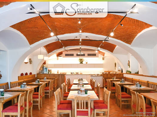 Restaurant zur Miete 500 € 370 m² Gastrofläche Kronstorf 4484