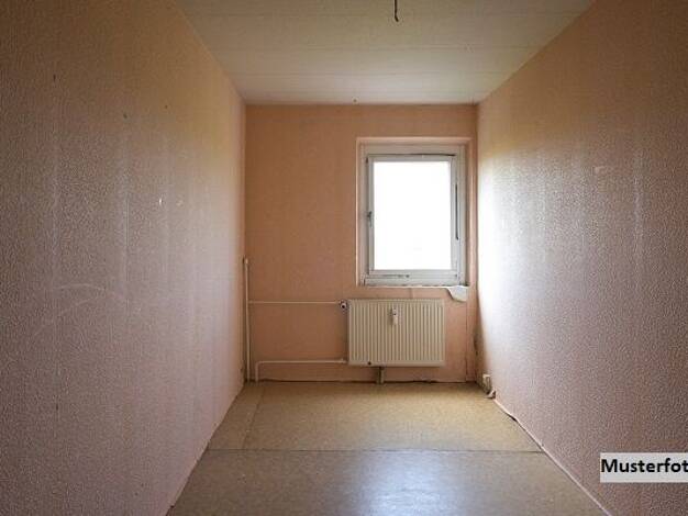 Wohnung zum Kauf 54.000 € 1 Zimmer 38 m² Ostviertel Stadtbezirk I 45127