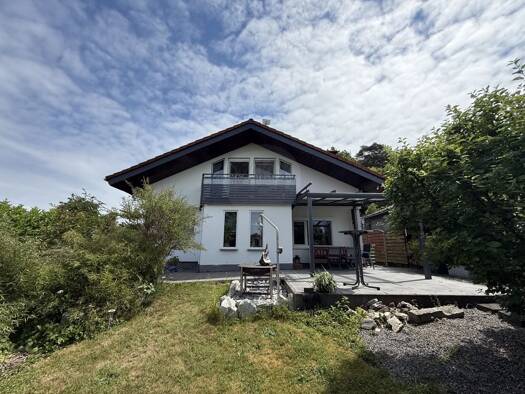 Einfamilienhaus zum Kauf 350.000 € 5 Zimmer 102 m² 600 m² Grundstück Pfaffenwiesbach Wehrheim / Pfaffenwiesbach 61273