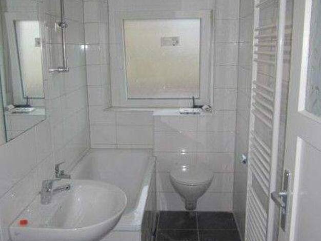 Wohnung zur Miete 636 € 2,5 Zimmer 55,6 m² 3. Geschoss frei ab 07.03.2026 Kirchenstraße 3 St Peter Nürnberg 90478