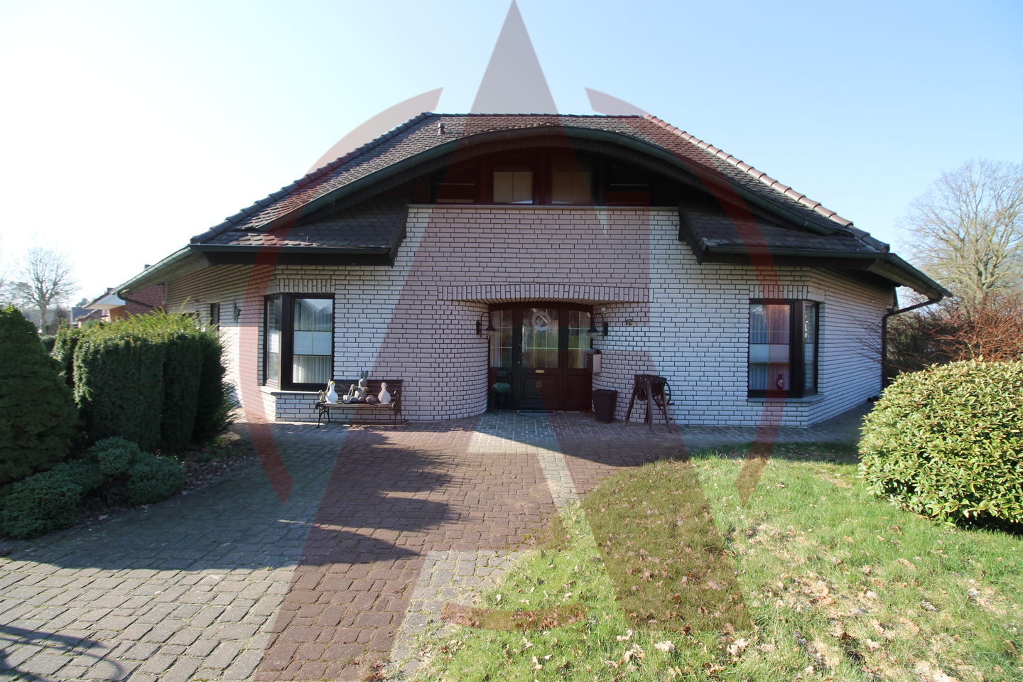 Immobilie in Wietmarschen - "Exklusives Einfamilienhaus mit hochwertiger Ausstattung und moderner Energietechnik in attraktiver Lage von Wietmarschen" - Bild 0