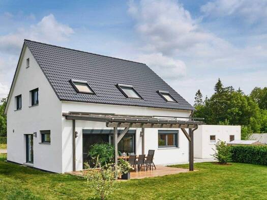 Mehrfamilienhaus zum Kauf provisionsfrei 799.000 € 6 Zimmer 190 m² 680 m² Grundstück Dingolfing Dingolfing 84130