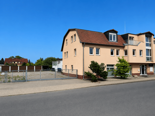 Mehrfamilienhaus zum Kauf als Kapitalanlage geeignet 999.999 € 14 Zimmer 592,1 m² 1.300 m² Grundstück Nauen Nauen 14641