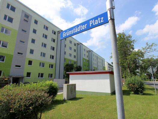 Wohnung zur Miete 475 € 3 Zimmer 68,2 m² EG Grünstädter Platz 4 Hermsdorf 07629