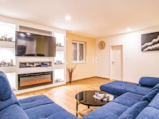 Wohnung zum Kauf 320.000 € 3 Zimmer 100 m² 1. Geschoss Mihotići, Matulji Matulji 51211