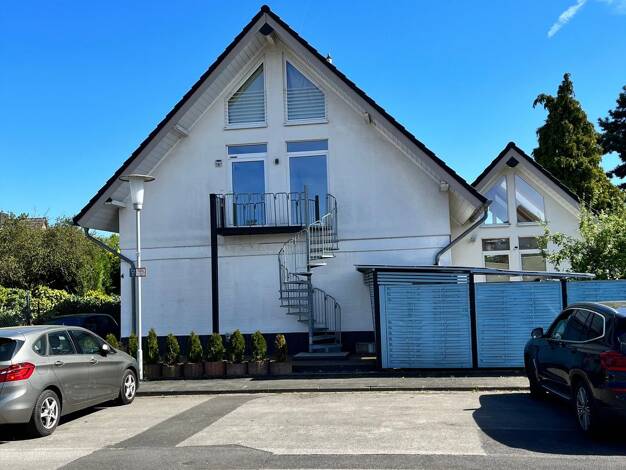 Mehrfamilienhaus zum Kauf 400.000 € 7 Zimmer 217 m² 680 m² Grundstück frei ab 01.11.2026 Greifswalder Weg 4 Orken Grevenbroich 41515