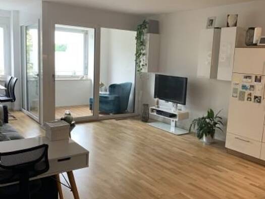 Wohnung zur Miete 850 € 2 Zimmer 62 m² 3. Geschoss frei ab 01.04.2026 Luitpoltstraße 82 West Landshut 84034