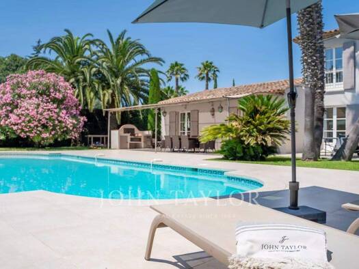 Haus zur Miete auf Zeit 8.750 € 6 Zimmer Gassin 83580