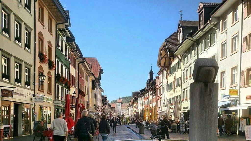 Wohnung zur Miete 1.724 € 3 Zimmer 115 m² 4. Geschoss frei ab 01.04.2026 Kaiserstrasse Waldshut Waldshut-Tiengen 79761