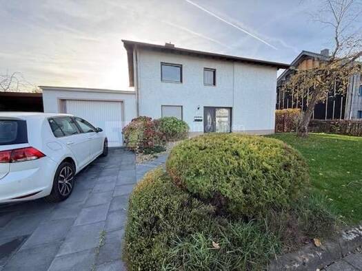 Mehrfamilienhaus zum Kauf 349.000 € 6 Zimmer 140 m² 801 m² Grundstück Odendorf Swisttal 53913
