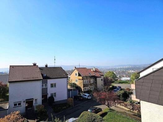Wohnung zum Kauf 298.000 € 3,5 Zimmer 95 m² Bad Cannstatt Bad Cannstatt 70374
