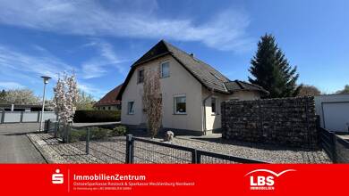 Einfamilienhaus zum Kauf 325.000 € 5 Zimmer 186 m² 657 m² Grundstück Teterow Teterow 17166