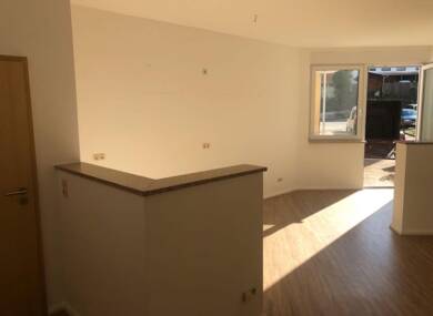 Wohnung zum Kauf 70.000 € 2 Zimmer 56 m² EG Neustadt Neustadt an der Orla 07806