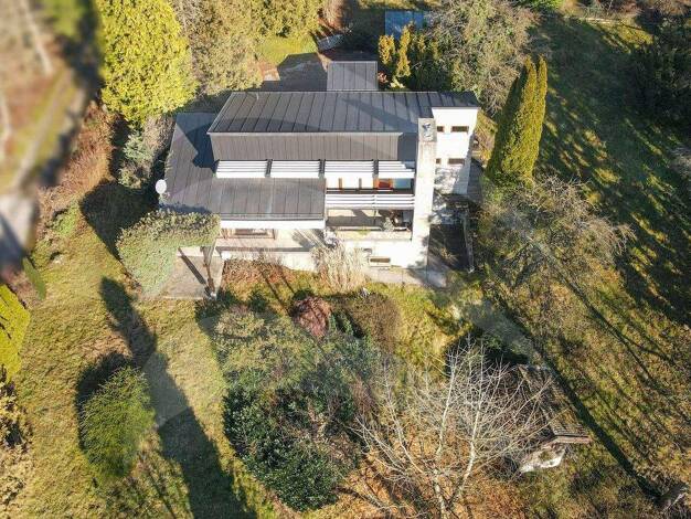 Villa zum Kauf 1.800.000 € 6 Zimmer 165 m² 2.480 m² Grundstück Peter u. Paul Landshut 84028