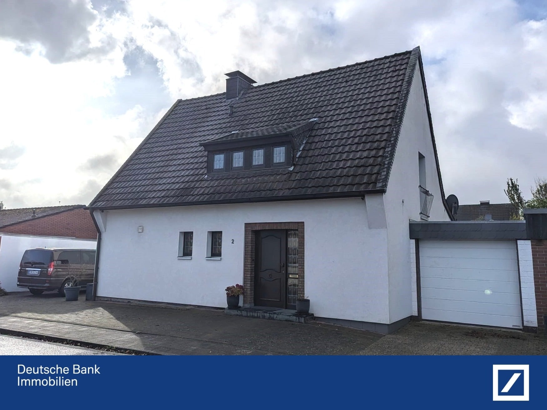 Einfamilienhaus zum Kauf 385.000 € 5 Zimmer 124 m²<br/>Wohnfläche 703 m²<br/>Grundstück 01.03.2025<br/>Verfügbarkeit Wegberg Wegberg 41844