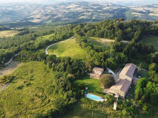 Haus zum Kauf 2.500.000 € 944 m² 1.200.000 m² Grundstück Pomarance 56044