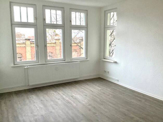 Wohnung zur Miete 518 € 3 Zimmer 81 m² 2. Geschoss frei ab 27.07.2025 Dodendorfer Str. 12 Insel Magdeburg 39112