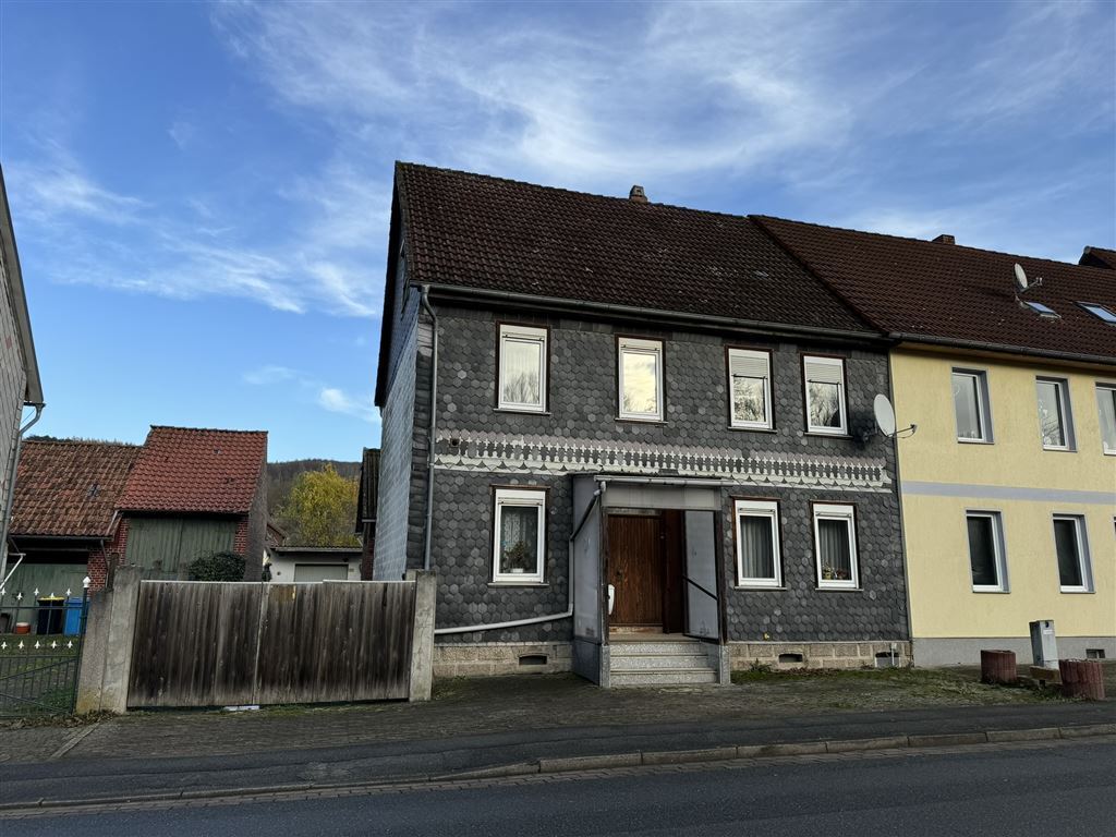 Doppelhaushälfte zum Kauf 69.000 € 7 Zimmer 130 m²<br/>Wohnfläche ab sofort<br/>Verfügbarkeit Scharzfeld Scharzfeld 37412