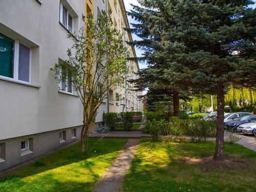 Wohnung zur Miete 335 € 3 Zimmer 59,3 m² 2. Geschoss Ahornstraße 35 Altenburg Altenburg 04600